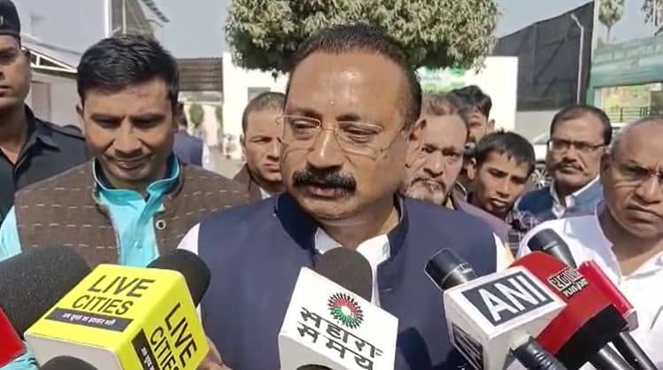 मंत्री अशोक चौधरी का उपेन्द्र कुशवाहा पर हमला, कहा- 'MLC छोड़ दें, पंडित से मुहूर्त निकालना है क्या'