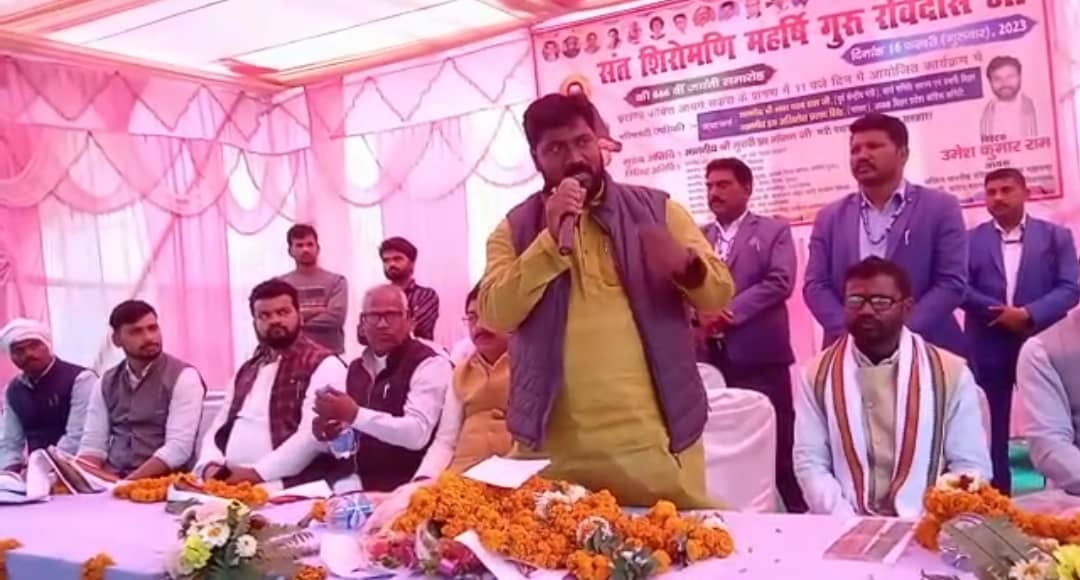 मुजफ्फरपुर किडनी कांड: मंत्री मुरारी गौतम का अटपटा बयान, कहा लोग धरना देने के बजाय सुनीता को एक किडनी दे देंगे तो बच जाएगी जान