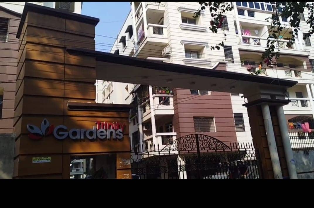 धनबाद: ट्रिनिटी गार्डेन की छत से गिर कर मरी छात्रा के मामले में गहराने लगा है संदेह, पिता की शिकायत पर मुकदमा दर्ज