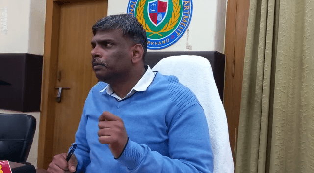 फेक बैंक एप्लीकेशन बना कर लोगों को चुना लगा रहे थे अपराधी, CID ने दबोचा