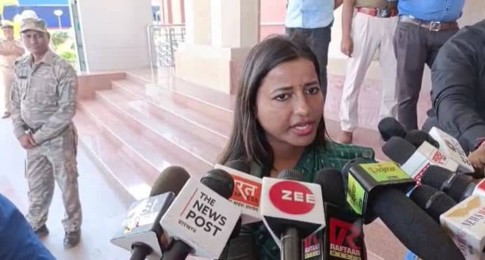 बजट सत्र के पहले दिन सदन पहुंचे विपक्ष विधायकों ने सरकार को घेरा, विधायक प्रतिनिधि के हत्याकांड का मामला रहा गर्म, विपक्ष ने कहा राज्य की जनता नहीं है सुरक्षित