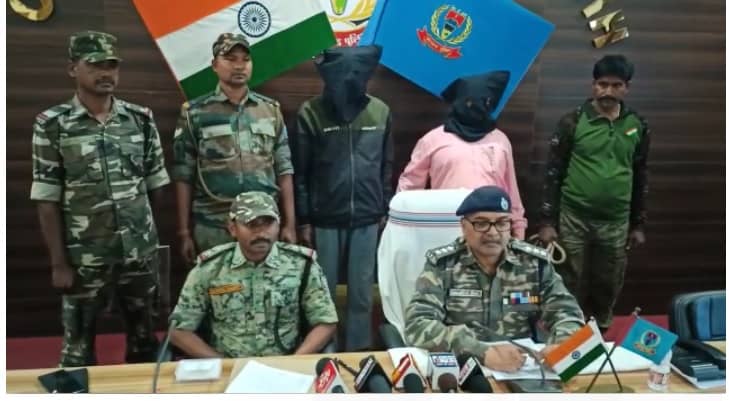 गिरिडीह: सरिया बाजार में डकैती की घटना को अंजाम देने वाला मास्टरमाइंड गिरफ्तार, चोरी का जेवर खरीदने वाला जेवर व्यापारी भी चढ़ा पुलिस के हत्थे