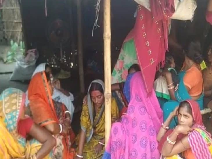 बिहार जहरीली शराब कांड : PDS दुकानदार दी थी शराब पार्टी, पुलिस तलाश रही आरोपी को