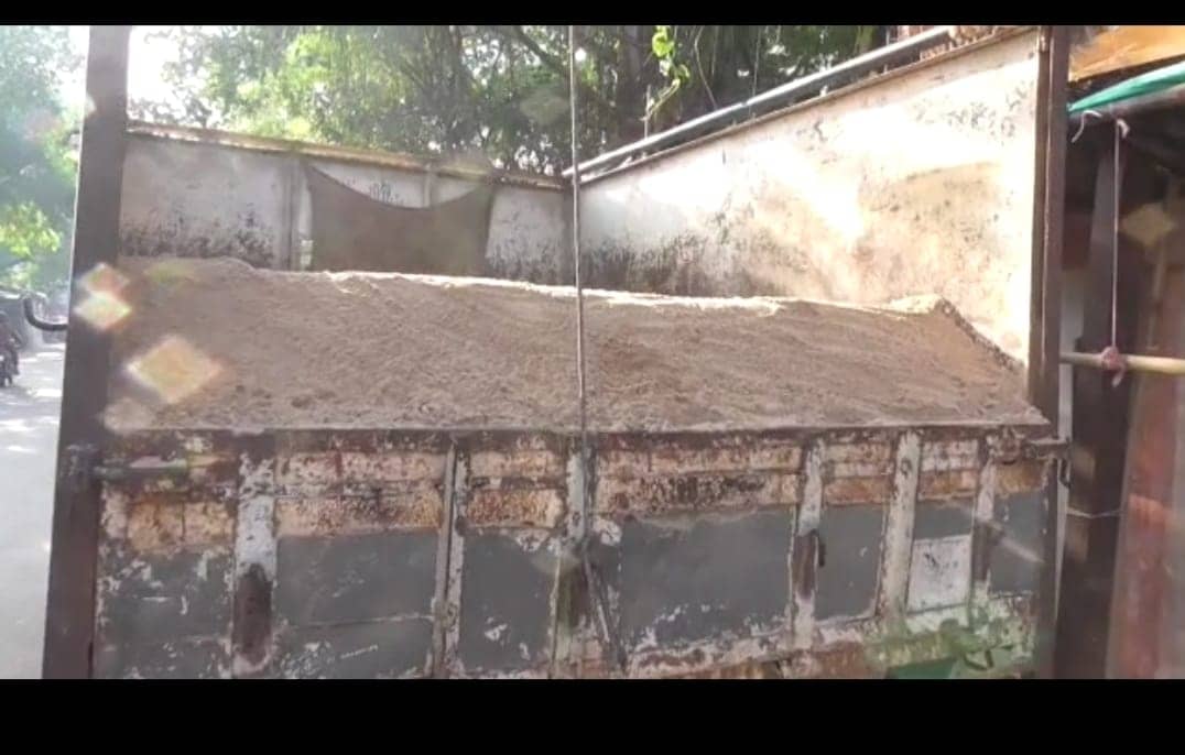 अब जाकर मिली है डीएसआर को मंजूरी ,इधर बालू से बेधडक तेल  कैसे निकाल रहे है माफिया ,जानिए पूरी खबर