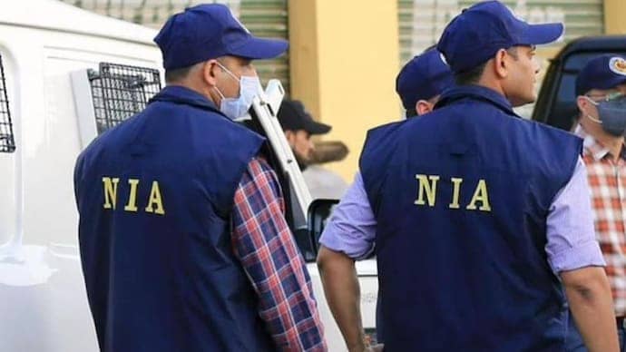NIA Raid : टेरर फंडिंग मामले में कश्मीर में ताबड़तोड़ छापेमारी, जानिए क्या है इनपुट्स