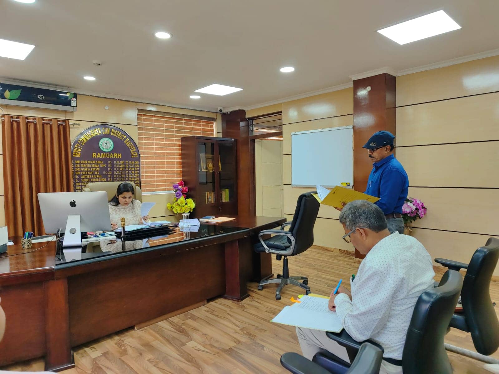 बिरहोर जनजाति के बीच मुख्यमंत्री स्वास्थ्य सहायता योजना के तहत विशेष कैंपों का आयोजन, रामगढ़ उपायुक्त माधवी मिश्रा ने जारी किया निर्देश