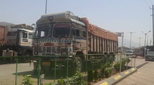 गिरिडीह: खड़ी ट्रक से 418 टीन रिफाईन चोरी, जांच में जुटी पुलिस