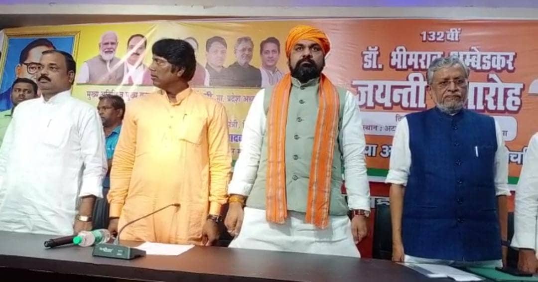 सम्राट का नीतीश पर तंज, कहा पुलिस को दीजिए फ्री हैंड, चूड़ी पहनने से नहीं चलेगा काम