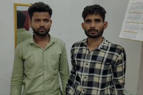 बिहार एसटीएफ को मिली बड़ी सफलता, दिल्ली से बिहार ला रहे दो हथियार तस्कर को किया गया गिरफ्तार, भारी मात्रा में हथियार बरामद