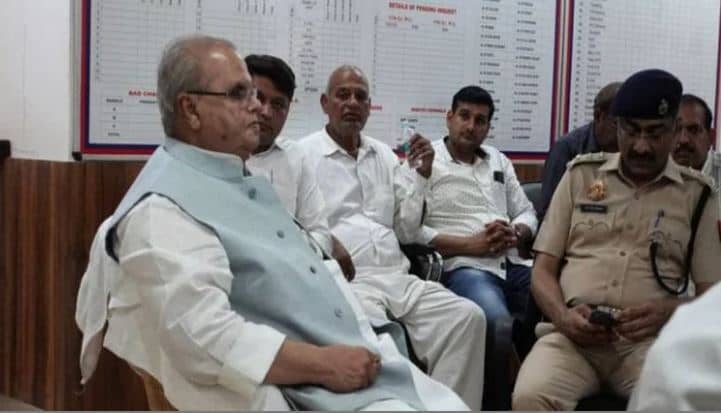 जम्मू कश्मीर के पूर्व गवर्नर सत्यपाल मलिक गिरफ्तार! प्रशासन का इंकार, देखिये यह रिपोर्ट