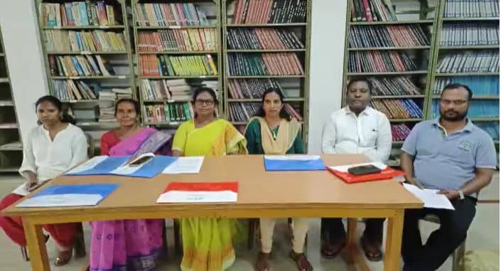 दुमका: महिला सशक्तिकरण के लिए ग्रामसभा से पहले महिला ग्रामसभा की उठी मांग