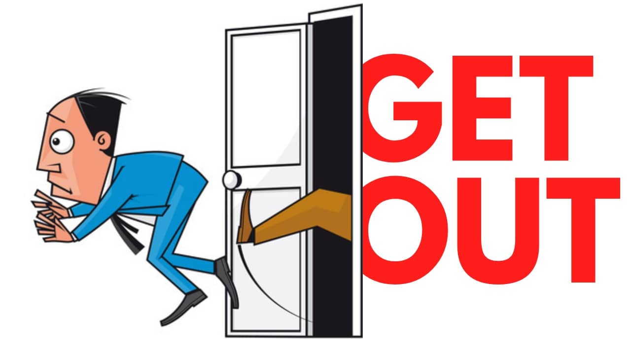 बोर्ड में मिले कम मार्क्स तो मकान मालिक ने फ्लैट देने से किया इंकार, जानिए फिर क्या हुआ