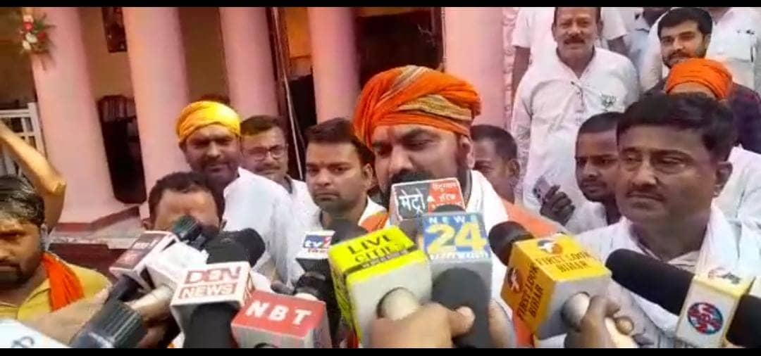 सम्राट का नीतीश पर तंज कहा नीतीश ने डीजीपी के हाथों में चूड़ियां पहना दी है