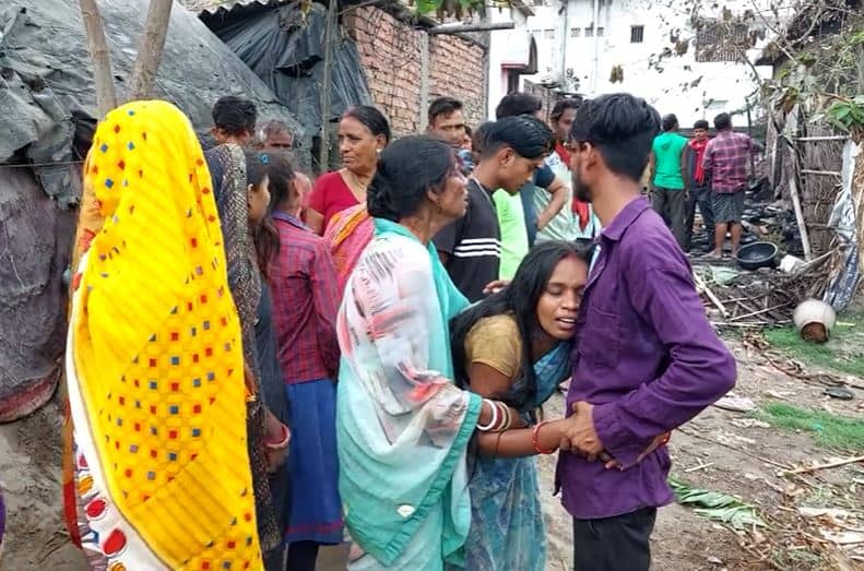 मुजफ्फरपुर: रातों-रात उजड़ गया पूरा परिवार, आग में झुलसे घर के 6 सदस्य, 4 बच्चों की मौत, 2 गंभीर