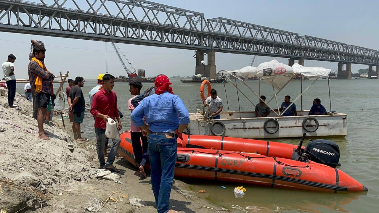 शादी के रस्म के दौरान नदी में डूबे भाई-बहन, मची चीख-पुकार, जानें क्यों परिजन है आक्रोशित