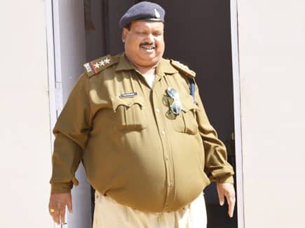 असम के पुलिसवालों को तीन महीने का अल्टीमेटम, अपना मोटापा कम करें या नौकरी से हटें, जानिए पूरी खबर