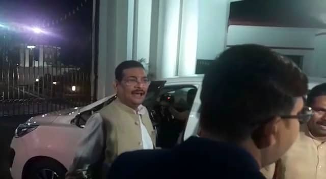 राज्यसभा सांसद और भाजपा के प्रदेश अध्यक्ष दीपक प्रकाश को आखिर क्यों आया गुस्सा, देखिए दृश्य