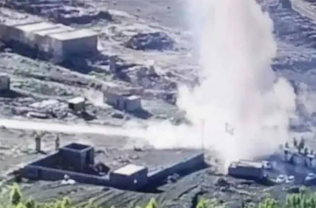 पाकिस्तान: आत्मघाती हमले में सेना के दो जवानों की मौत, 19 घायल