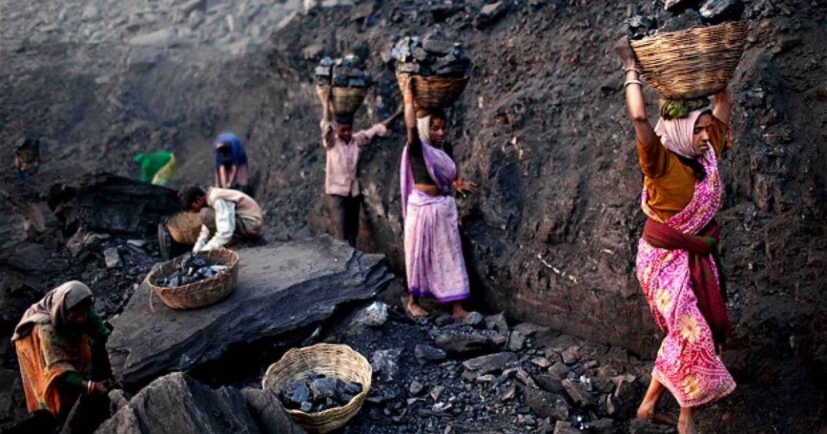 कोयला उद्योग: विभागीय कर्मियों की "लाश" पर कैसे खड़ी हो रही है आउटसोर्सिंग कंपनियों की महल,पढ़िए इस रिपोर्ट में