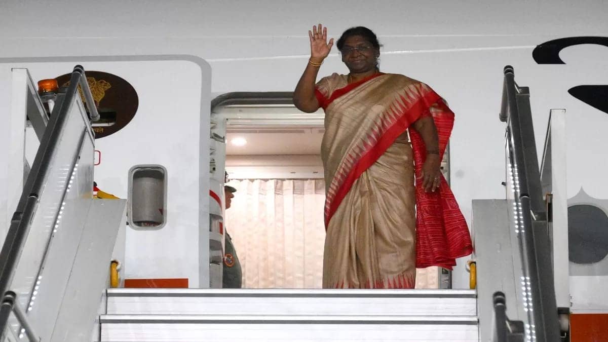 पहली विदेश यात्रा के लिए राष्ट्रपति द्रौपदी मुर्मू रवाना, जानें सूरीनाम जाने के पीछे की बड़ी वजह