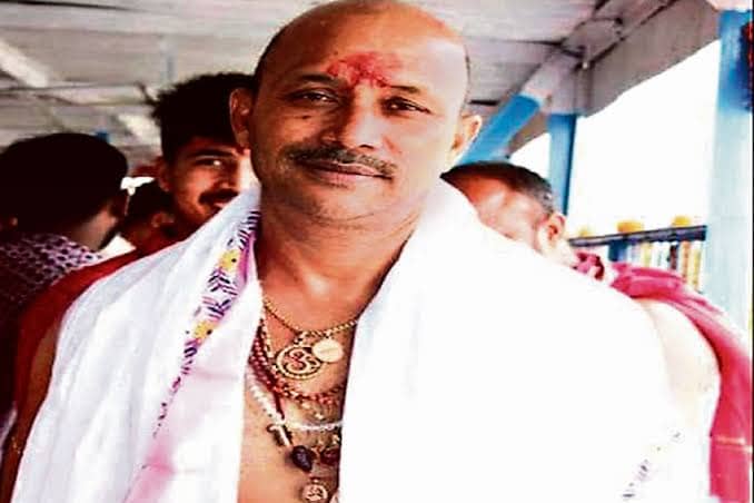 अवैध खनन के आरोपी दाहू यादव के कई ठिकानों पर पुलिस की छापेमारी, जानिए क्या है मामला