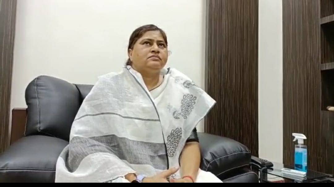 तेजस्वी के बयान पर मंत्री लेसी सिंह ने किया पलटवार,पढ़ें पूरी खबर.