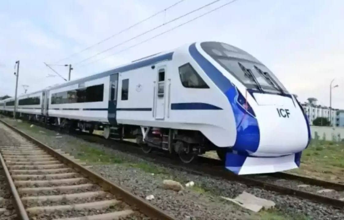 धनबाद रेल मंडल ने वंदे भारत ट्रेन के ट्रायल रन को स्थगित करने को क्यों कहा, जानिए वजह