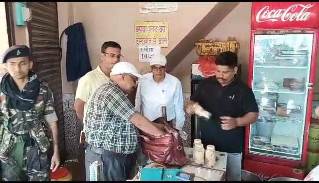 श्रावणी मेला को लेकर फूड सेफ्टी विभाग ने कसी कमर, होटलों और दुकानों में की गई जांच, इन बातों का रखा गया ध्यान