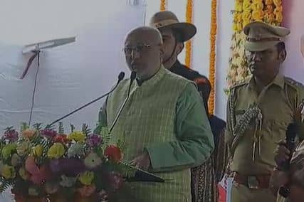 राज्यपाल सीपी राधाकृष्णन ने गिनाई केंद्र सरकार की उपलब्धियां, तो विपक्ष ने उठाया ये सवाल