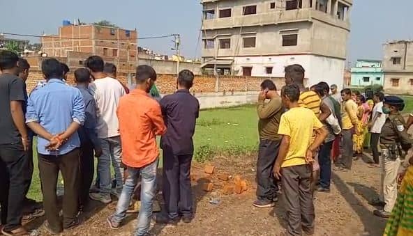 नानी के घर पार्टी में गया था युवक,  फिर यहां मिली डेड बॉडी