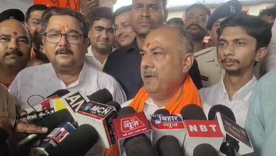 बीजेपी सांसद की फिसली जुबान, नीतीश कुमार को बताया प्रधानमंत्री, सियासत गर्म