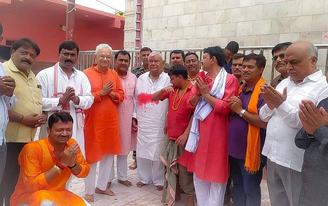 क्या इसी महीने झारखंड भाजपा को मिल जाएगा नया प्रदेश अध्यक्ष,धनबाद भाजपाइयों का तारापीठ दौरा तो यही बता रहा है