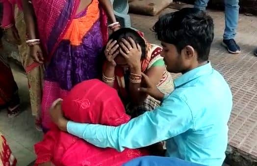 क्रिकेट बॉल निकालने के दौरान नदी में डूबने से दो भाई सहित तीन बच्चों की  मौत, गांव में पसरा मातम