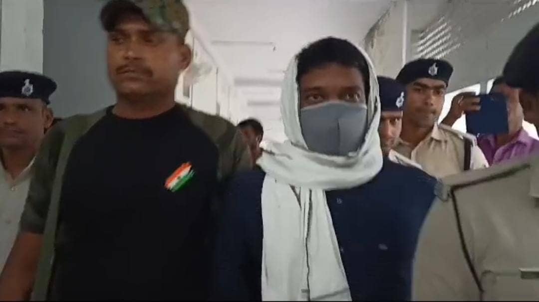 50 हजार के इनामी अपराधी को एपसी ने दबोचा, हत्या के आरोप में लंबे समय से था फरार