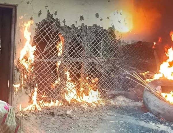 मणिपुर प्रकरण- देश में उबलते आक्रोश से महिला शक्ति को मिली नई उर्जा! देखिये कैसे आरोपी का घर किया बुलडोज