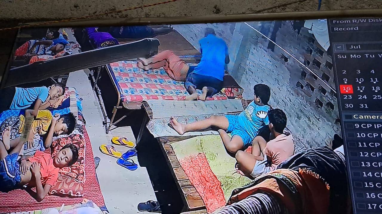 हैवान बना स्कूल संचालक! छोटी सी गलती पर बच्चे की बेरहमी से की पिटाई, जानिए क्या है मामला