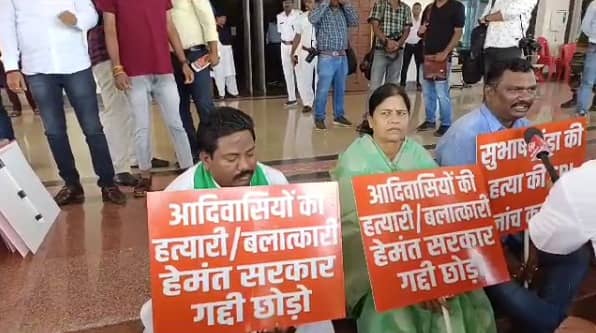 झारखंड विधानसभा मानसून सत्र: विपक्ष का सरकार पर हमला, कहा हेमन्त सोरेन चलवा रहे गोली