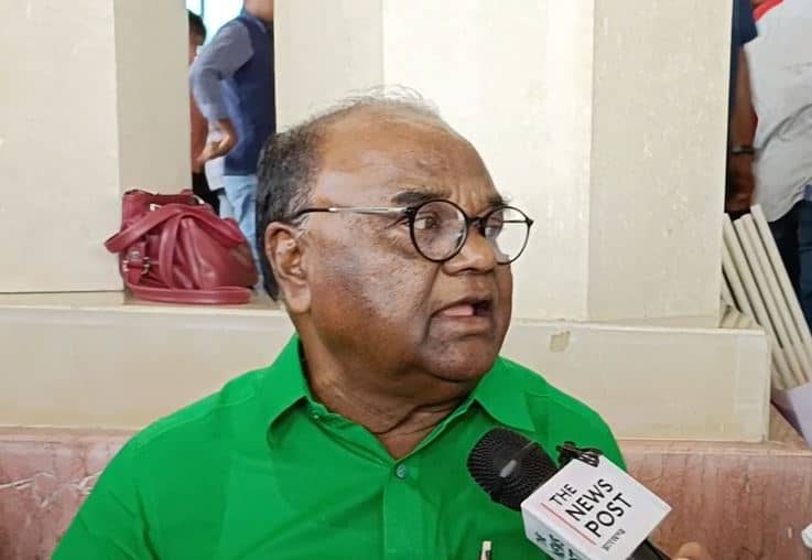 अपने ही सरकार के खिलाफ लोबिन का मोर्चा, P-PESA कानून को लेकर विधानसभा के बाहर धरने की शुरूआत