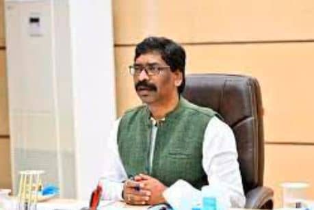 छात्रों पर मेहरबान हेमंत सोरेन सरकार, सरकारी खर्च पर विदेशों में कर सकते हैं पढ़ाई