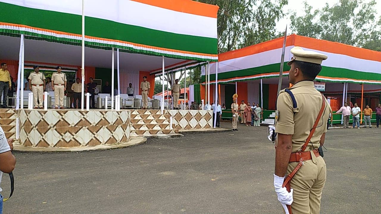 उपराजधानी दुमका में हर्षोल्लास के साथ मनाया जाएगा स्वतंत्रता दिवस, तैयारियों को दिया ज रहा अंतिम रुप