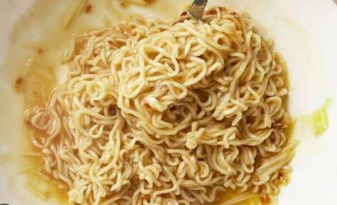 हजारीबाग में नूडल्स खाने से बिगड़ी तबीयत, एक परिवार के छह लोग बीमार, अस्पताल में भर्ती