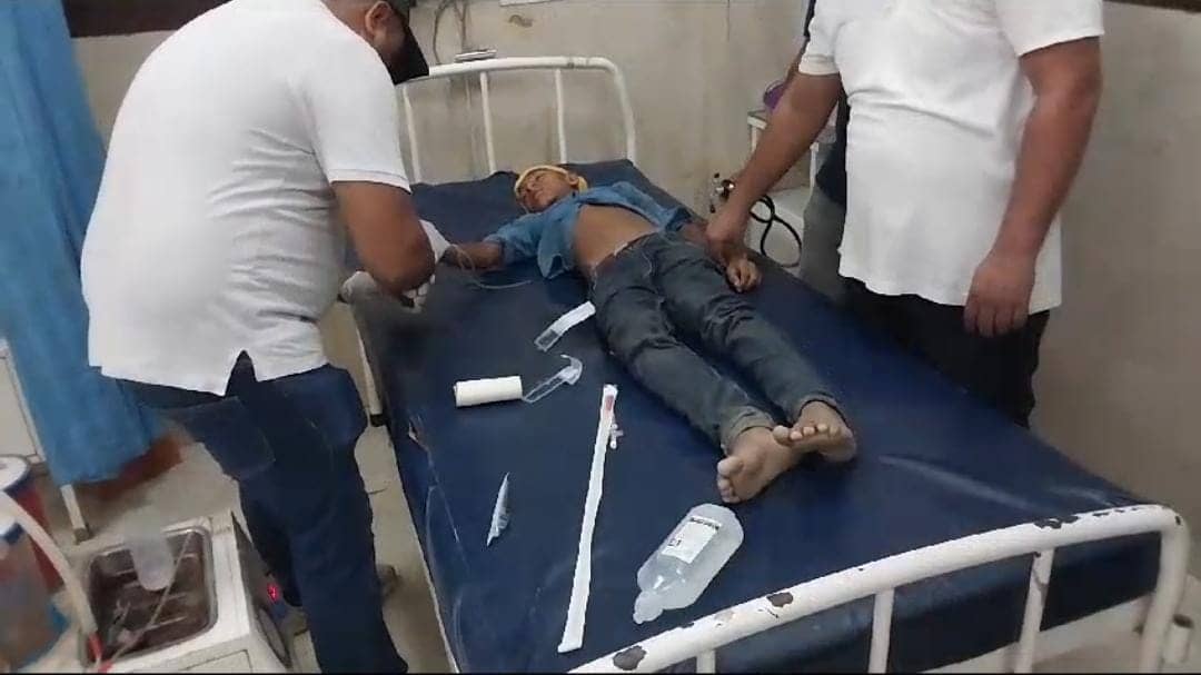 सड़क पार करने के दौरान बड़ा हादसा, तीन स्कूली बच्चों की मौत