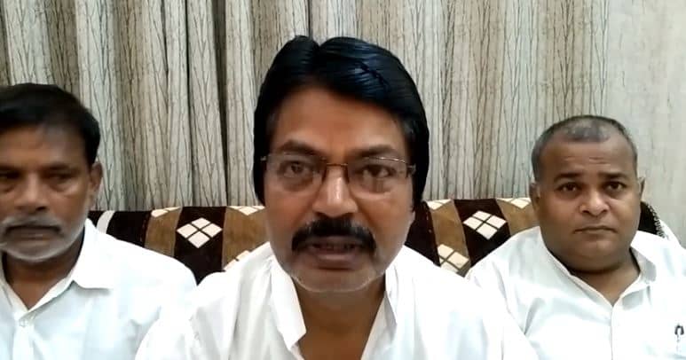 राजा को आंख कान खोल कर रखना चाहिए, हेमंत सोरेन पर पूर्व कृषि मंत्री योगेंद्र साव ने क्यों कसा तंज, जानिए विस्तार से