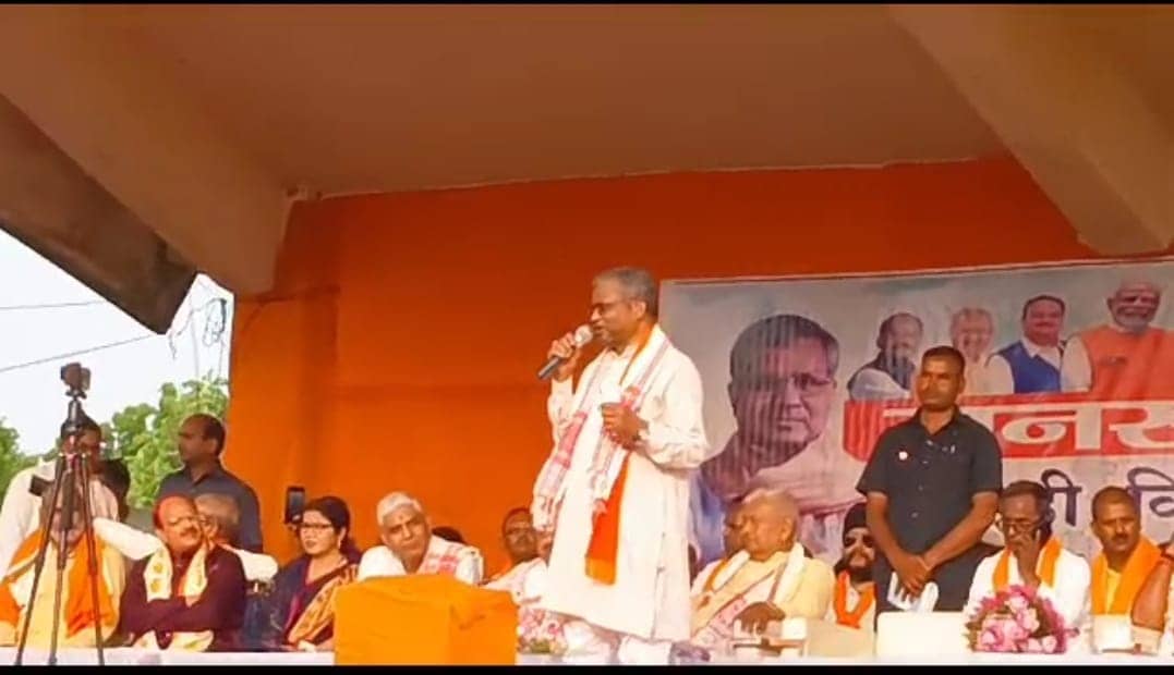 धनबाद के टुंडी में गरजे बाबूलाल मरांडी ,फिर घेरा सोरेन परिवार को 