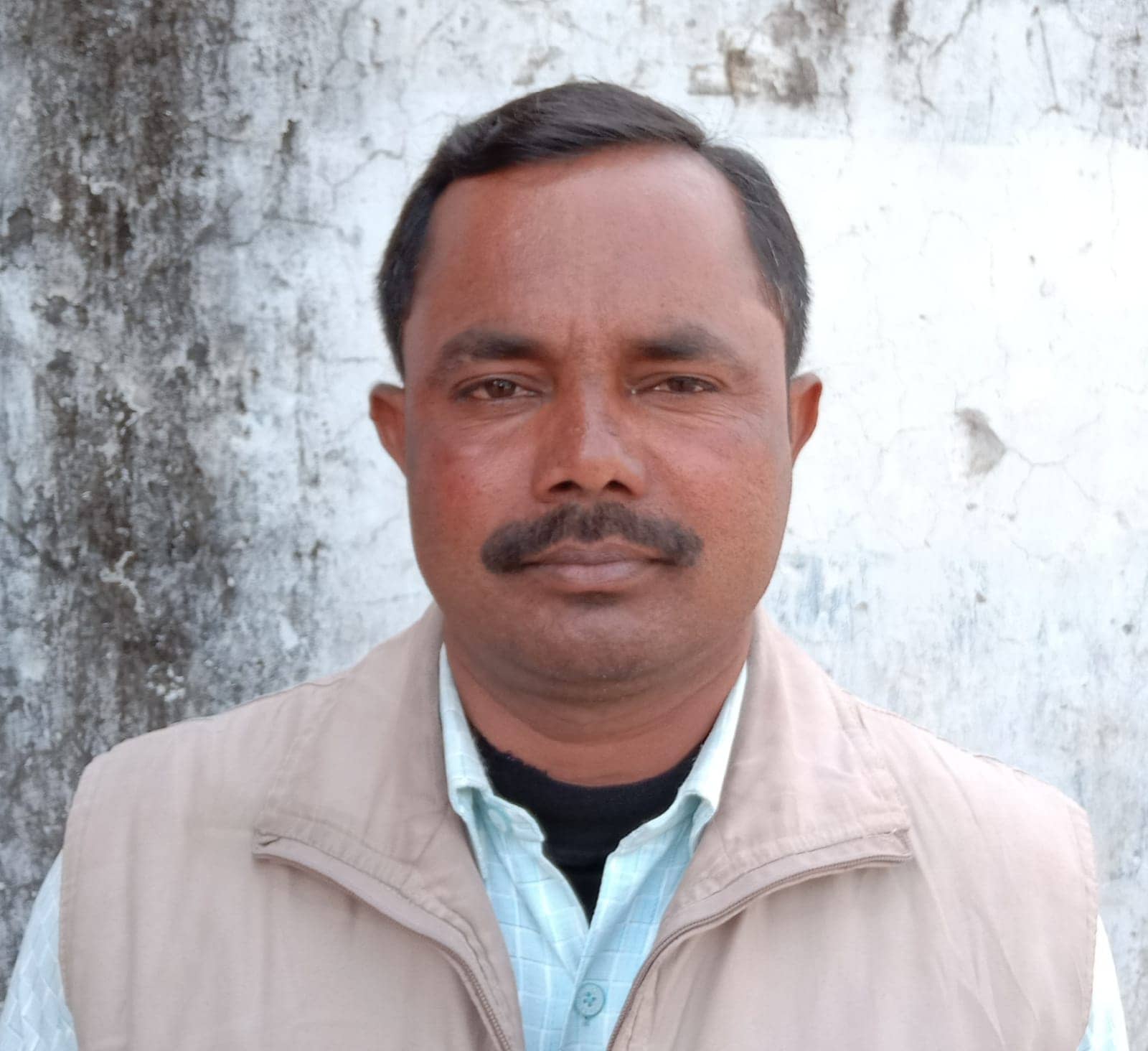 शराब नहीं पीने की शपथ लेने के कुछ ही घंटे बाद नशे में धरे गए गुरुजी