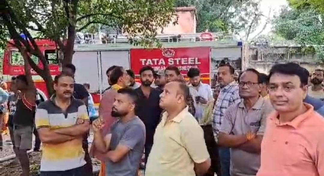 जमशेदपुर आग अपडेट: आग की चपेट में आकर एक महिला की मौत, कई घायल, जानें मामले पर एसडीओ ने क्या कहा