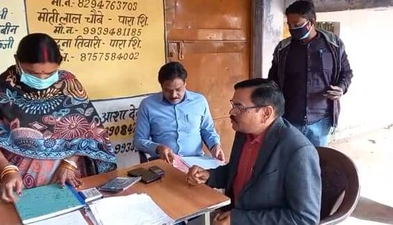 राज्य निर्वाचन आयोग के संयुक्त सचिव ने जामताडा के बुथों का किया दौरा
