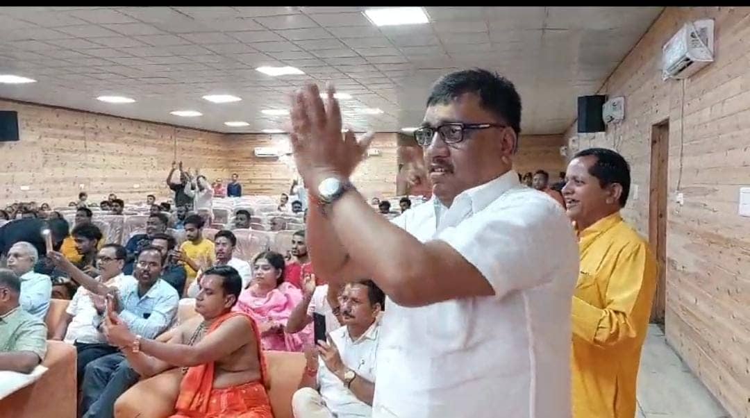 जेदयू में सब ठीक है! जानें क्यों पोस्टर विवाद पर नीरज कुमार ने ललन सिंह को राष्ट्रीय नेता कहने से किया इंकार   