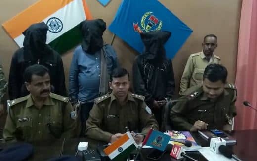 गिरिडीह पुलिस ने अपहृत युवक को सकुशल छुड़ाया, तीन अपराधियों को भी किया गिरफ्तार