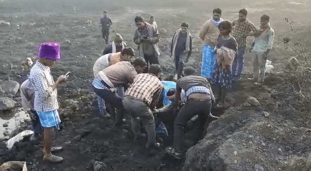 खदान में कोयला चुनने गए थे दो बच्चे और एक महिला, एक की मौत